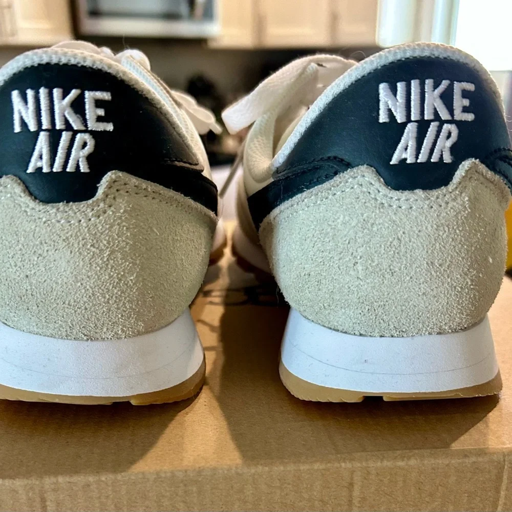 Nike Men’s Air Pegasus 83 - Picture 5 of 7